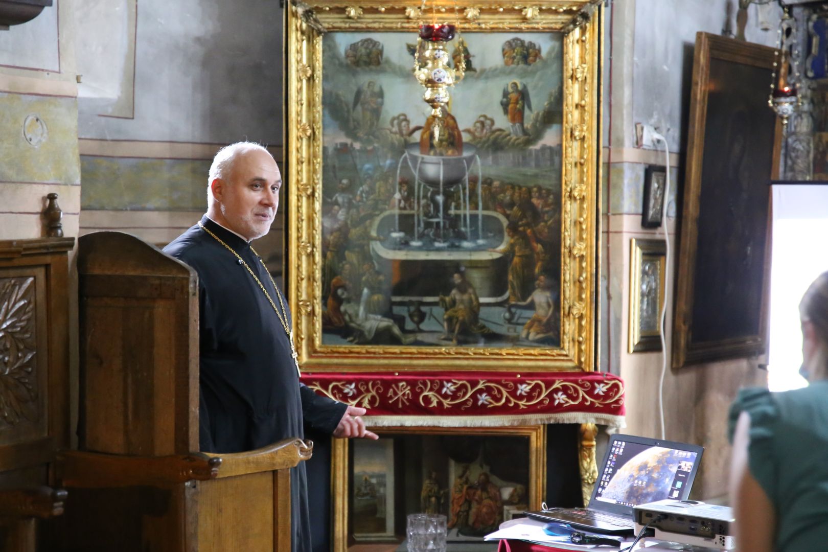 Foto: Flavius Popa La Parohia „Sfinții Teodori” din Iași a fost lansat un proiect cultural transfrontalier din fonduri europene