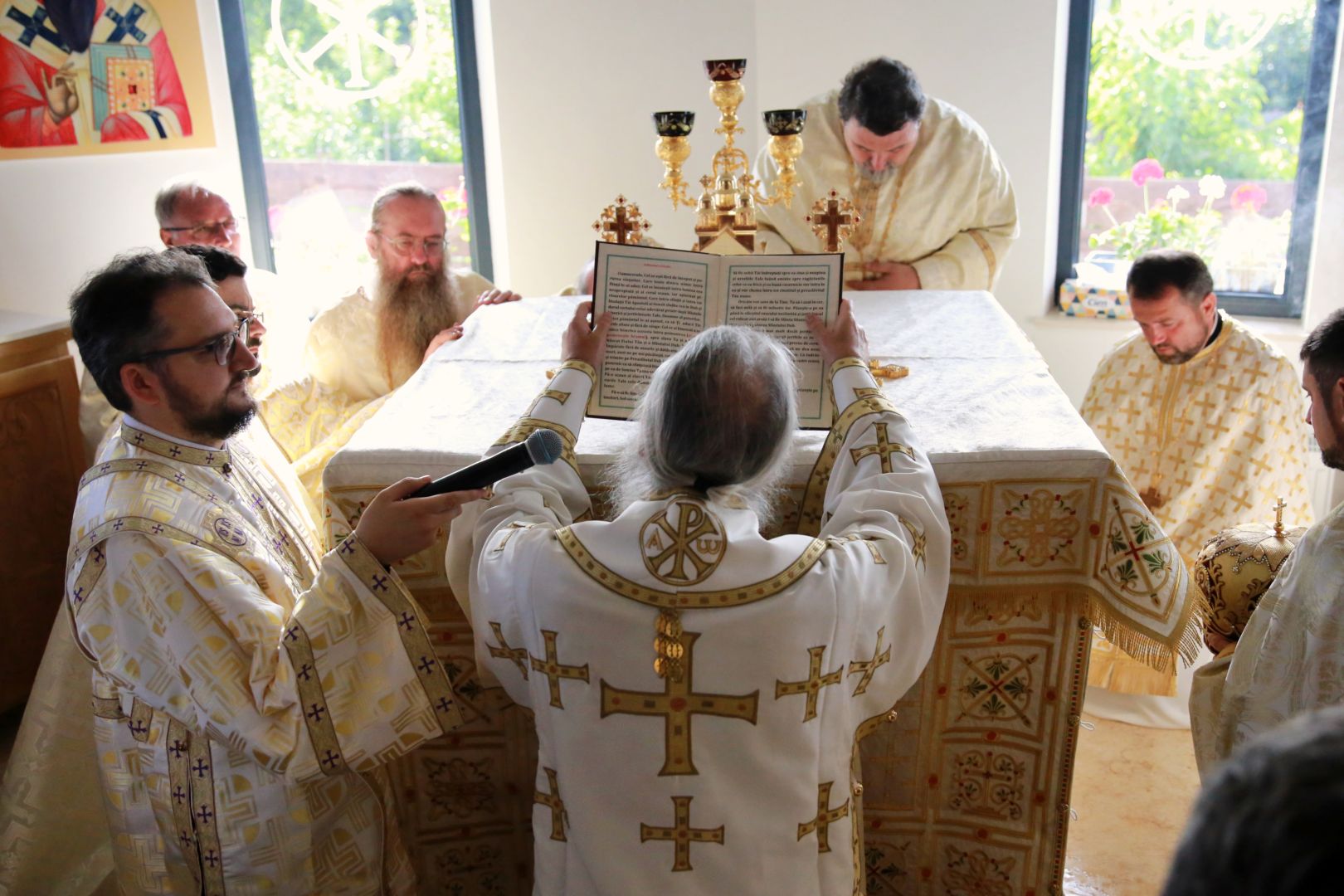 Un sfânt locaș închinat icoanei „Maicii Domnului Prodromița” a fost sfințit de Părintele Mitropolit Teofan