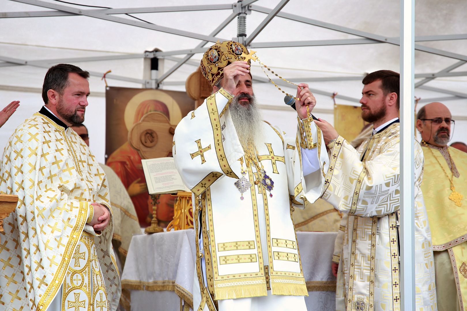 Un sfânt locaș închinat icoanei „Maicii Domnului Prodromița” a fost sfințit de Părintele Mitropolit Teofan