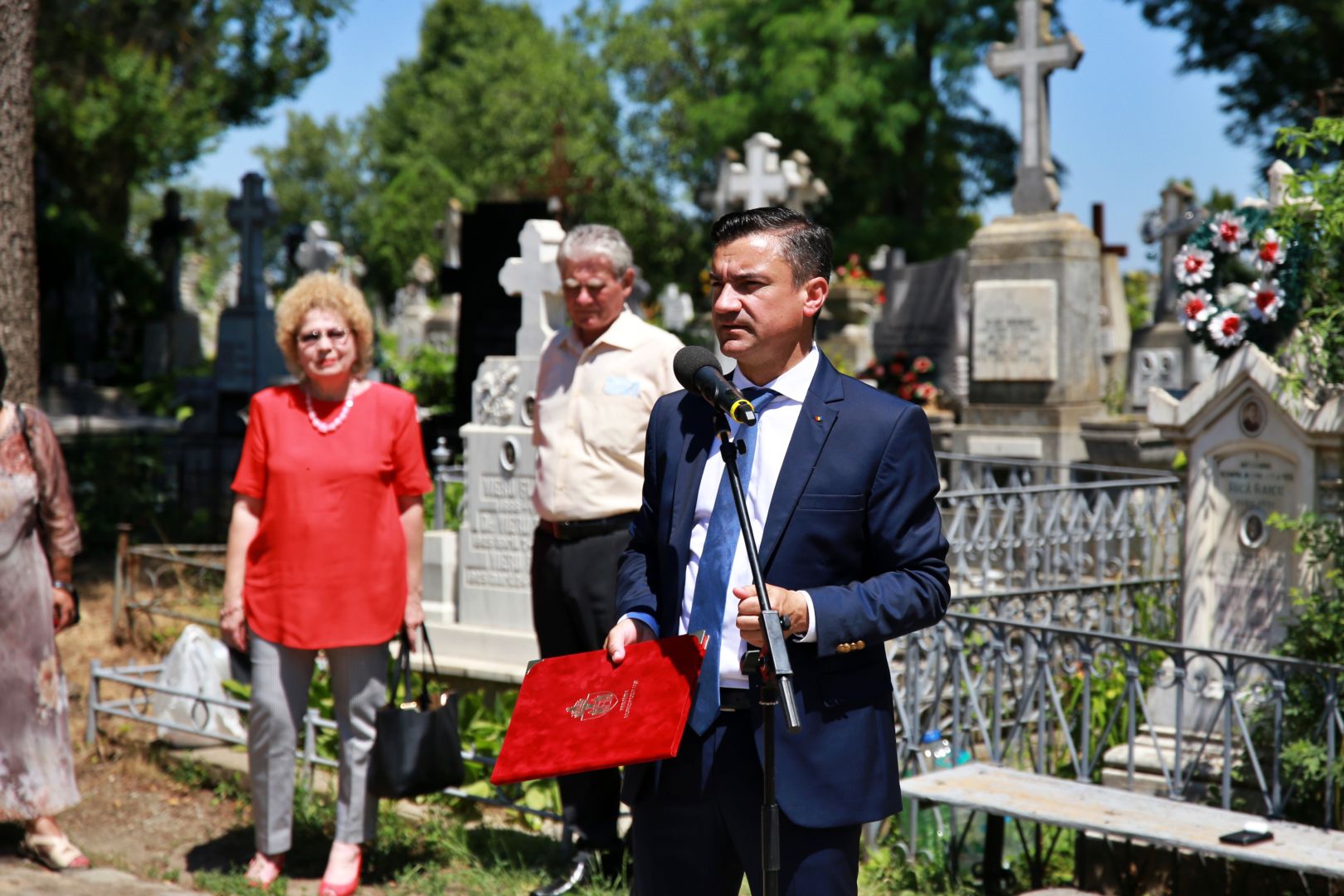 La Cimitirul „Eternitatea” a fost sfințit mormântul profesorului Petru Poni