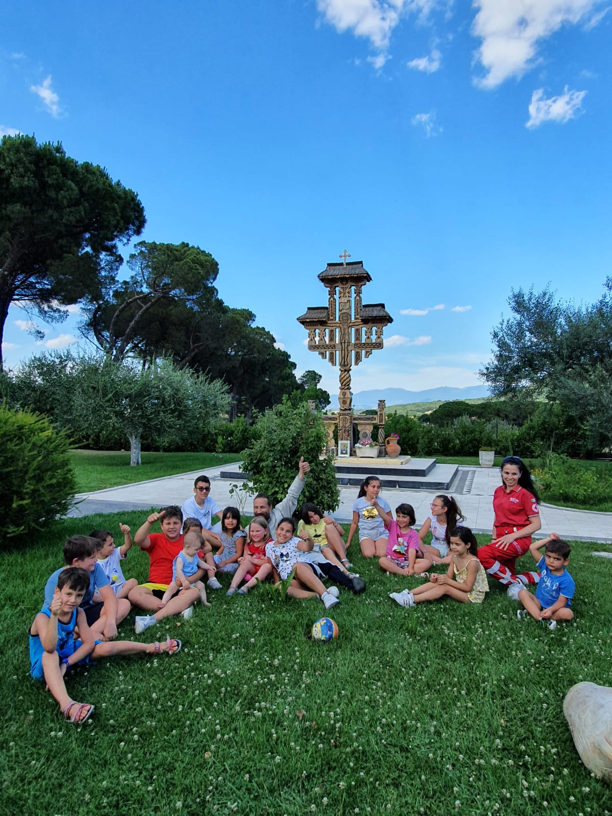 „Creativitate prin artă și tradiție românească”: a V-a ediție a școlii de vară de la Rignano Flaminio „Creativitate prin artă și tradiție românească”: a V-a ediție a școlii de vară de la Rignano Flaminio