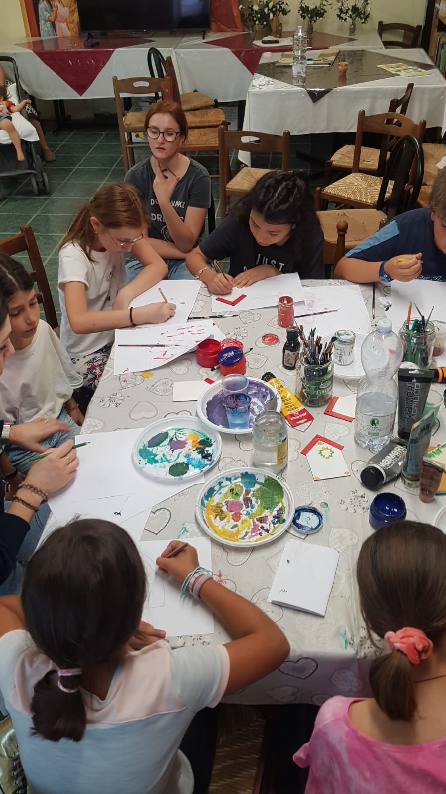 „Creativitate prin artă și tradiție românească”: a V-a ediție a școlii de vară de la Rignano Flaminio „Creativitate prin artă și tradiție românească”: a V-a ediție a școlii de vară de la Rignano Flaminio