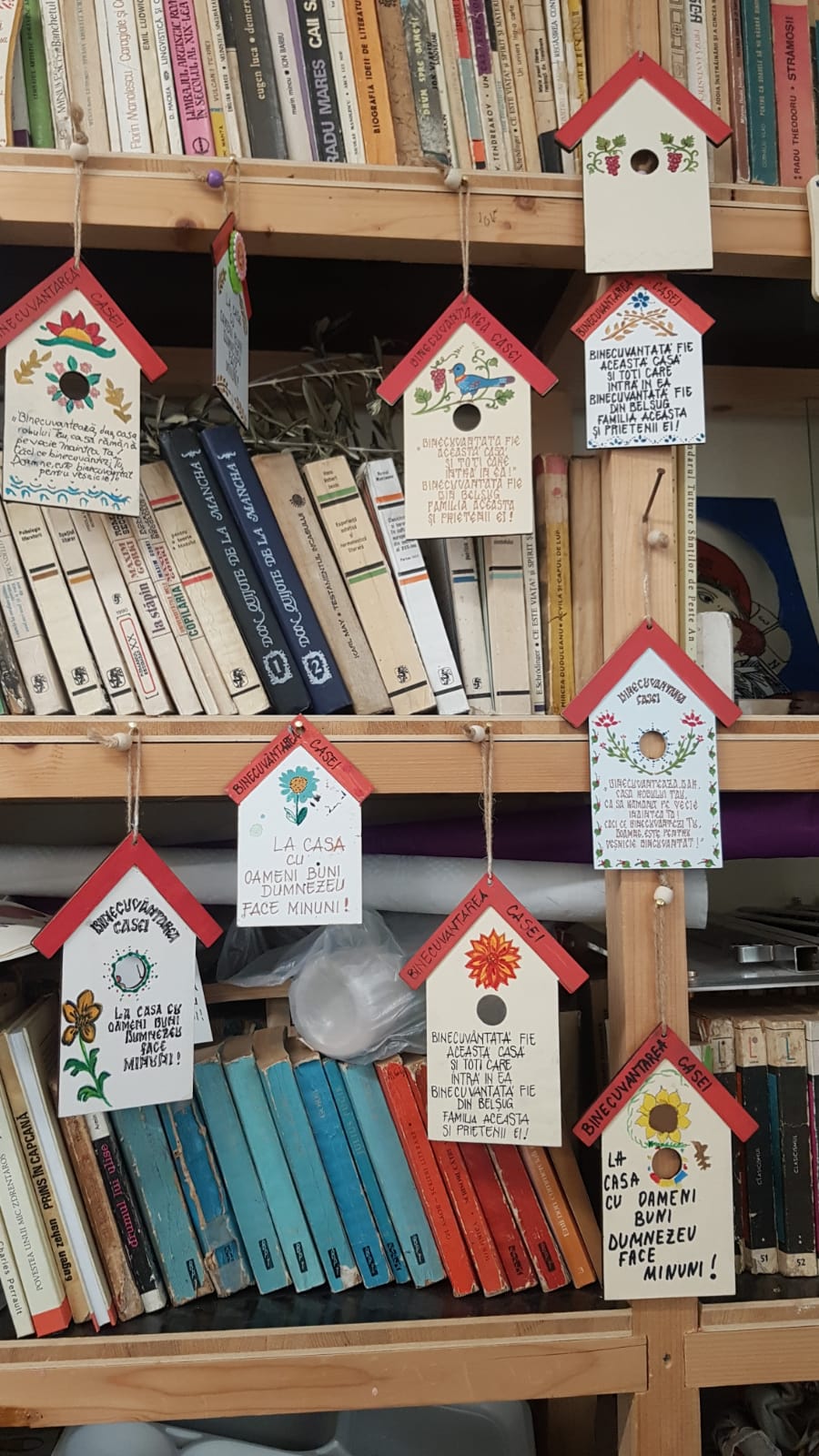 „Creativitate prin artă și tradiție românească”: a V-a ediție a școlii de vară de la Rignano Flaminio „Creativitate prin artă și tradiție românească”: a V-a ediție a școlii de vară de la Rignano Flaminio