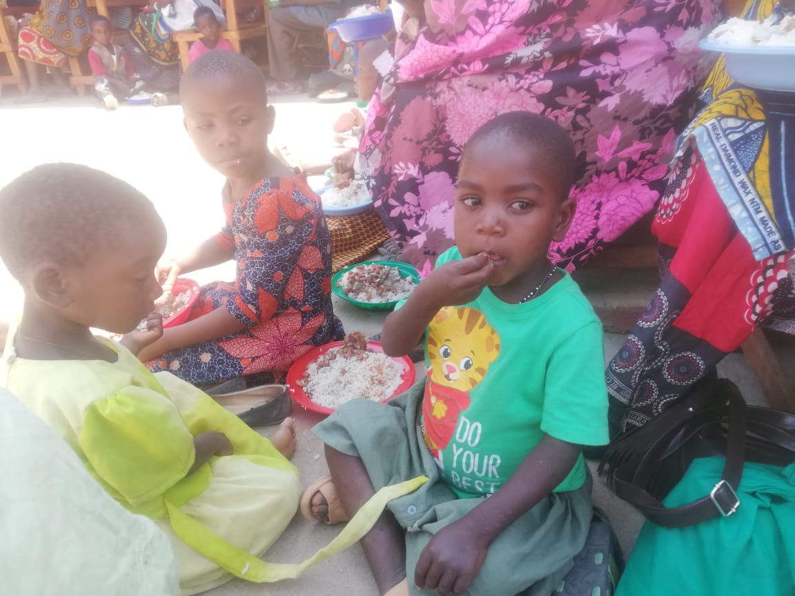 106 noi botezuri la Centrul Misionar Ortodox din Kidamali