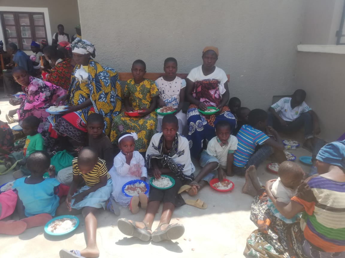 106 noi botezuri la Centrul Misionar Ortodox din Kidamali