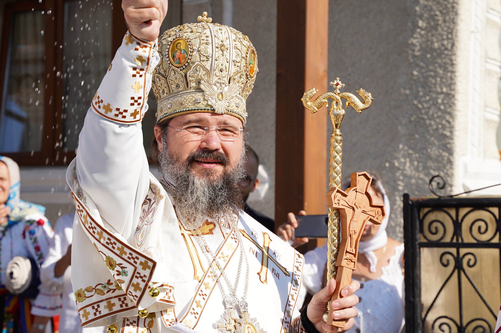 (Foto) Duminica a 6-a după Rusalii: PS Macarie a slujit în biserica din satul său natal