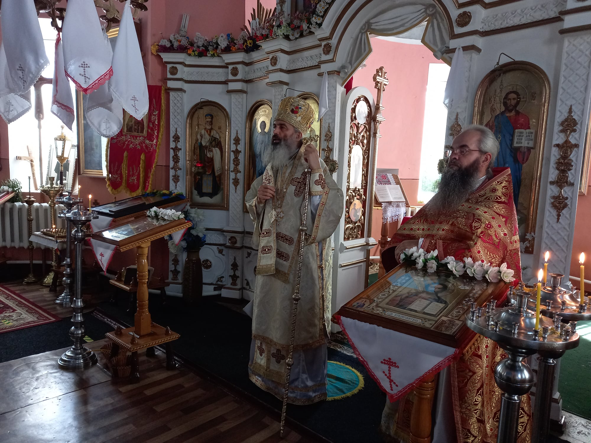 PS Antonie: „Indiferent care este boala, vindecarea vine de la Dumnezeu”