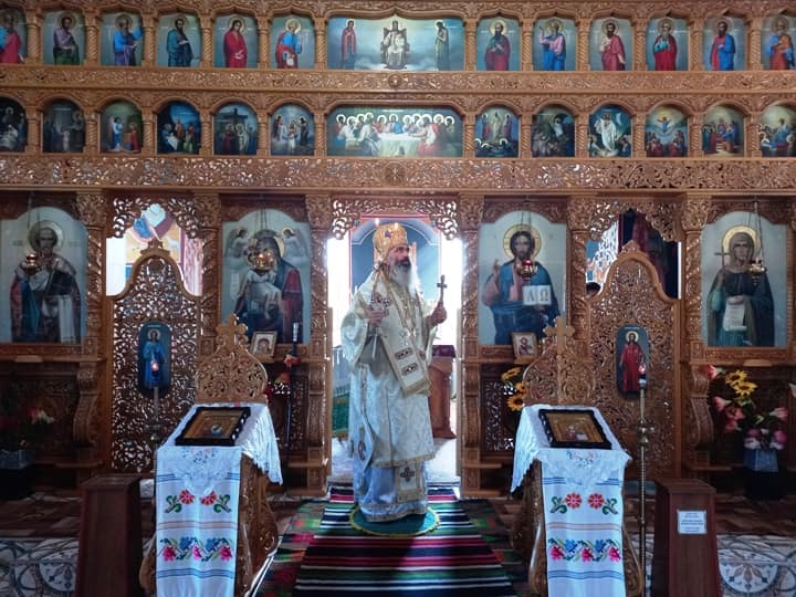 Slujire arhierească în Parohia Chetrosu Slujire arhierească în Parohia Chetrosu