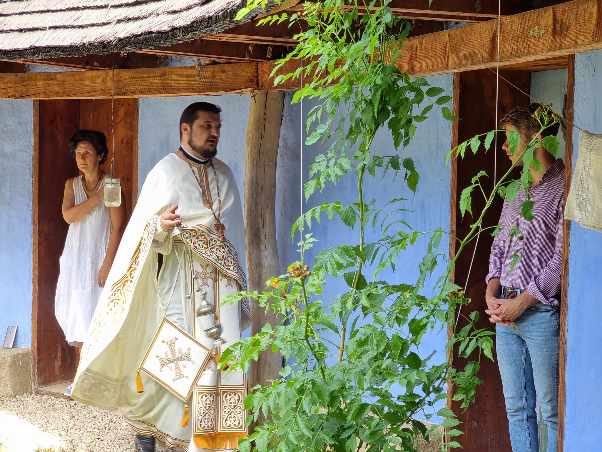 Tineri teologi din Alba Iulia, prezenți la o masă rotundă despre arhitectura eclezială în cadrul Școlii de la Bunești