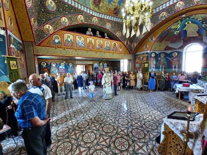 Slujire arhierească în Parohia Chetrosu