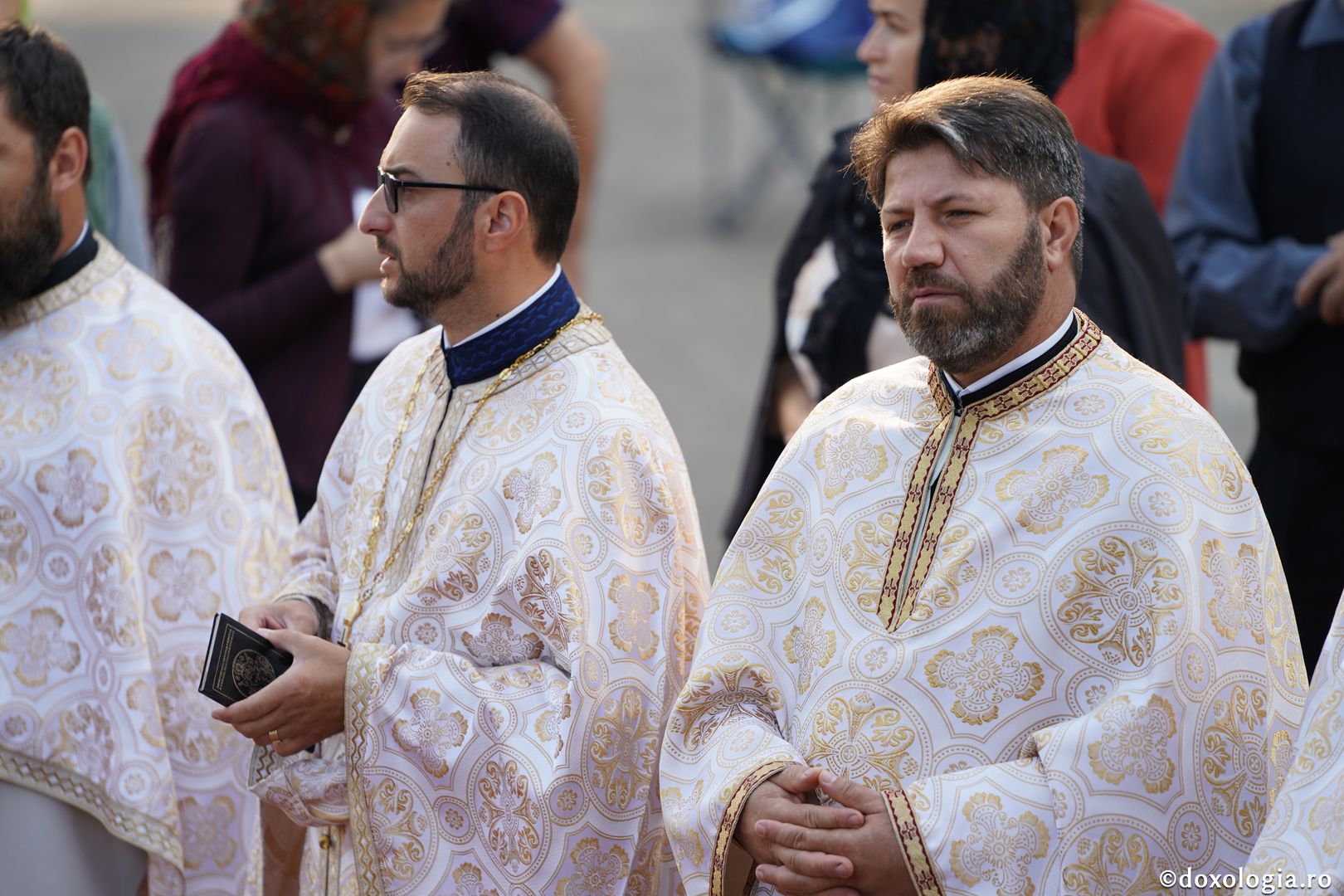 Hram la biserica Seminarului de la Mănăstirea Neamţ. IPS Teofan: „Sfinții sunt coloana de rezistență de care trebuie să ne ținem în fața ispitelor”