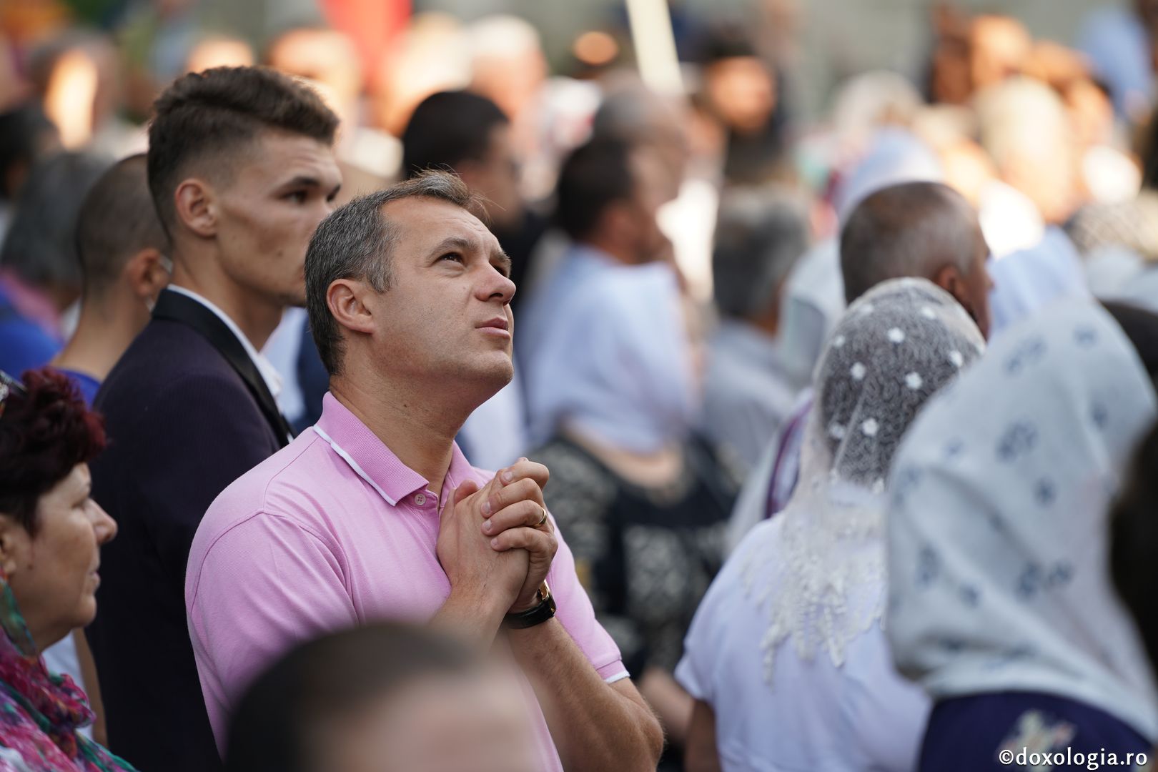 Hram la biserica Seminarului de la Mănăstirea Neamţ. IPS Teofan: „Sfinții sunt coloana de rezistență de care trebuie să ne ținem în fața ispitelor”