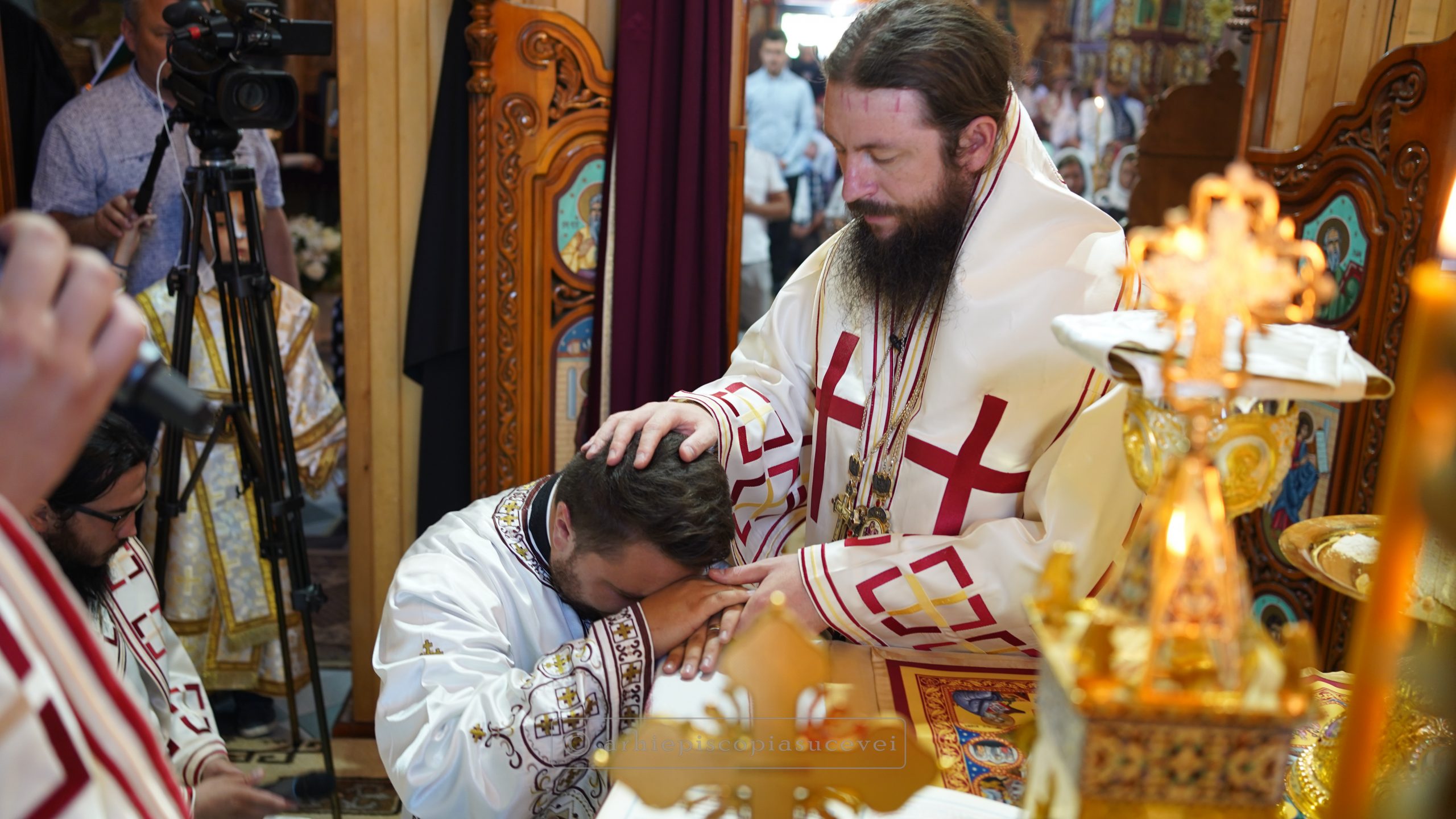 Binecuvântare arhierească pentru credincioșii Parohiei „Sfinții Apostoli Petru și Pavel” – Boureni, Gura Humorului