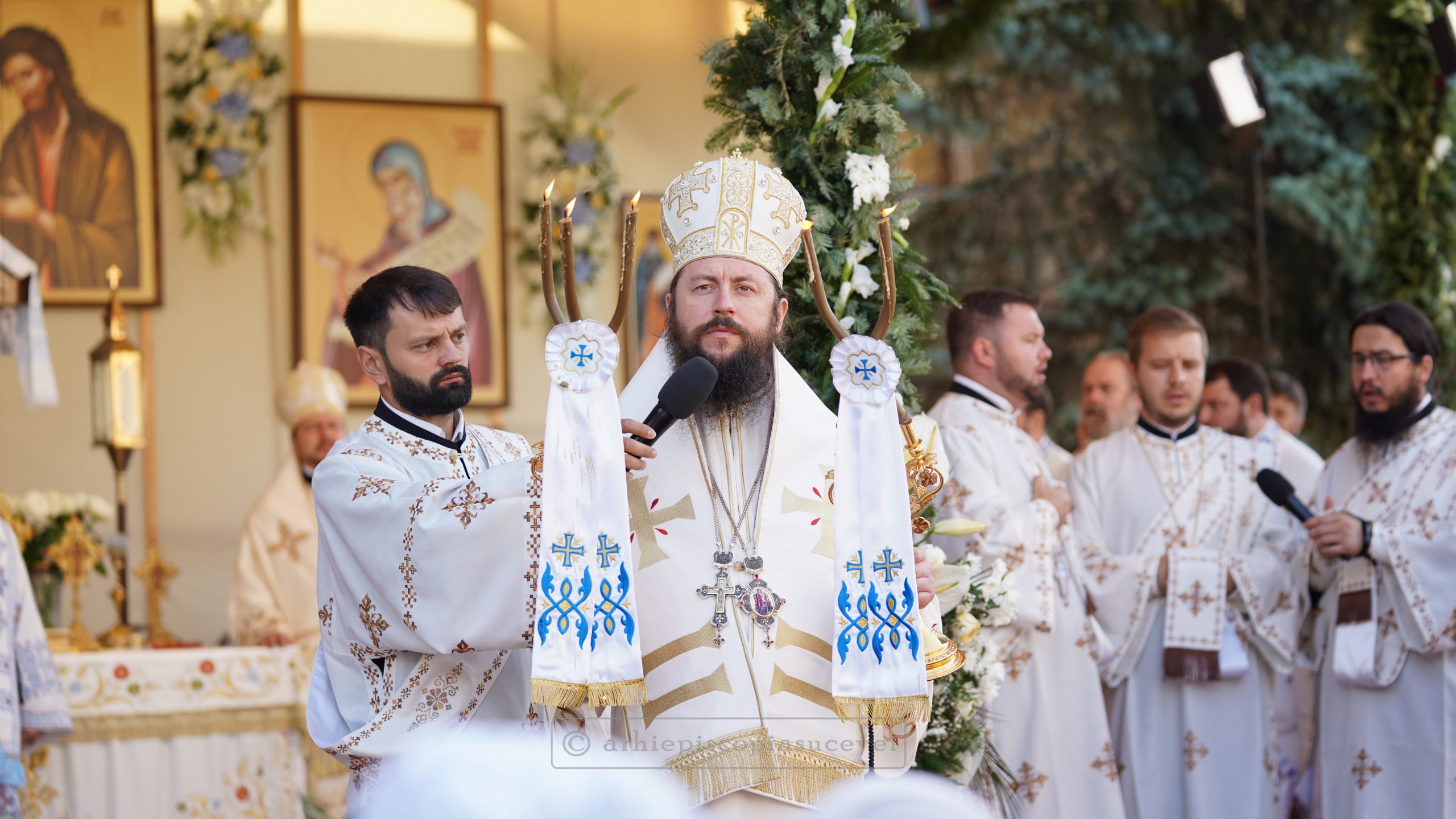 Liturghie Arhierească la „Serbarea de la Putna 2021” de ziua Sfinților Martiri Brâncoveni