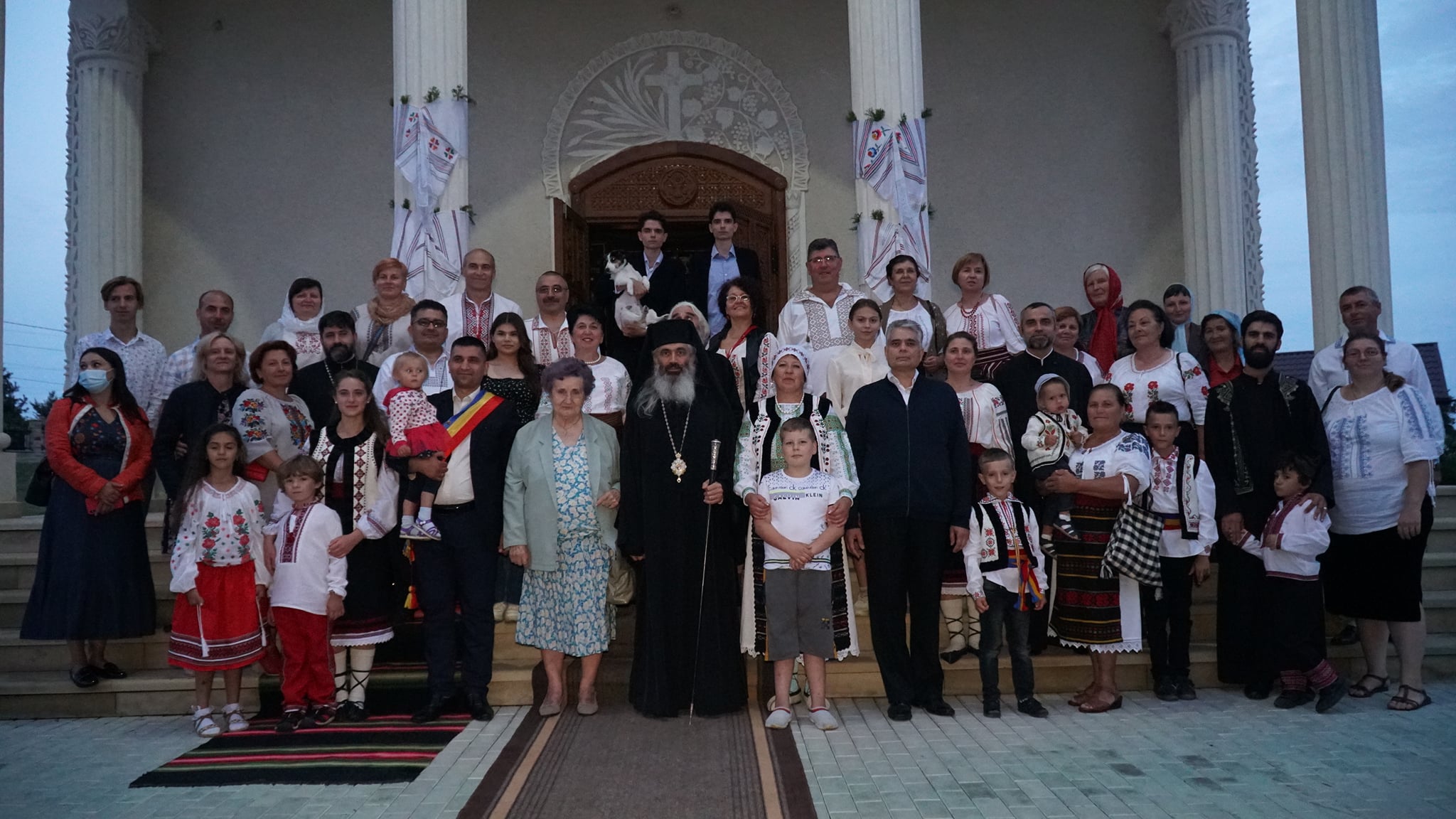 Episcopia de Bălţi a organizat prima ediție a Festivalului „Ia românească în fiecare casă”