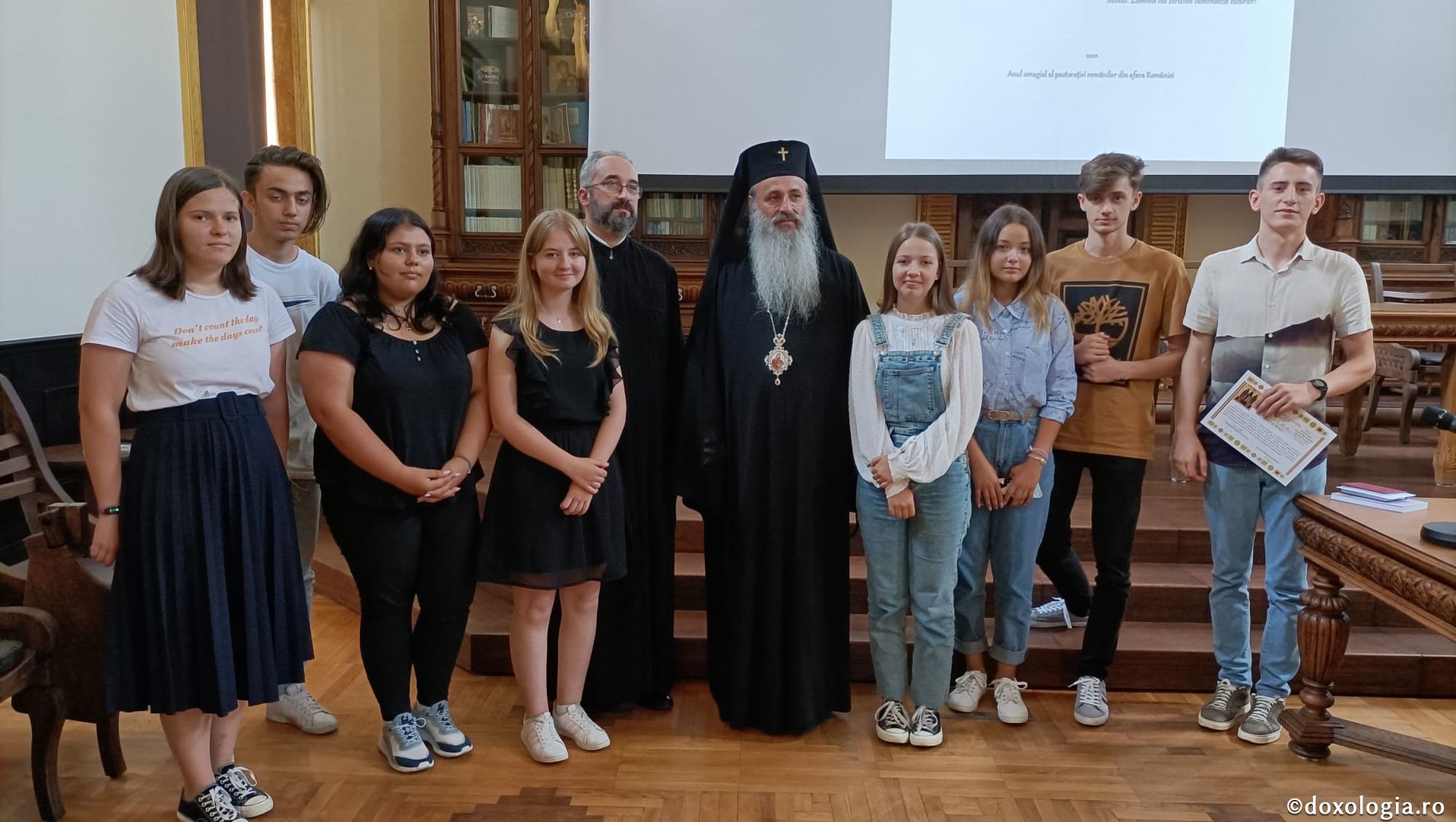 Iași: Premierea la nivel eparhial a câștigătorilor Concursului Național Catehetic „Biserica–familia românilor de pretutindeni”