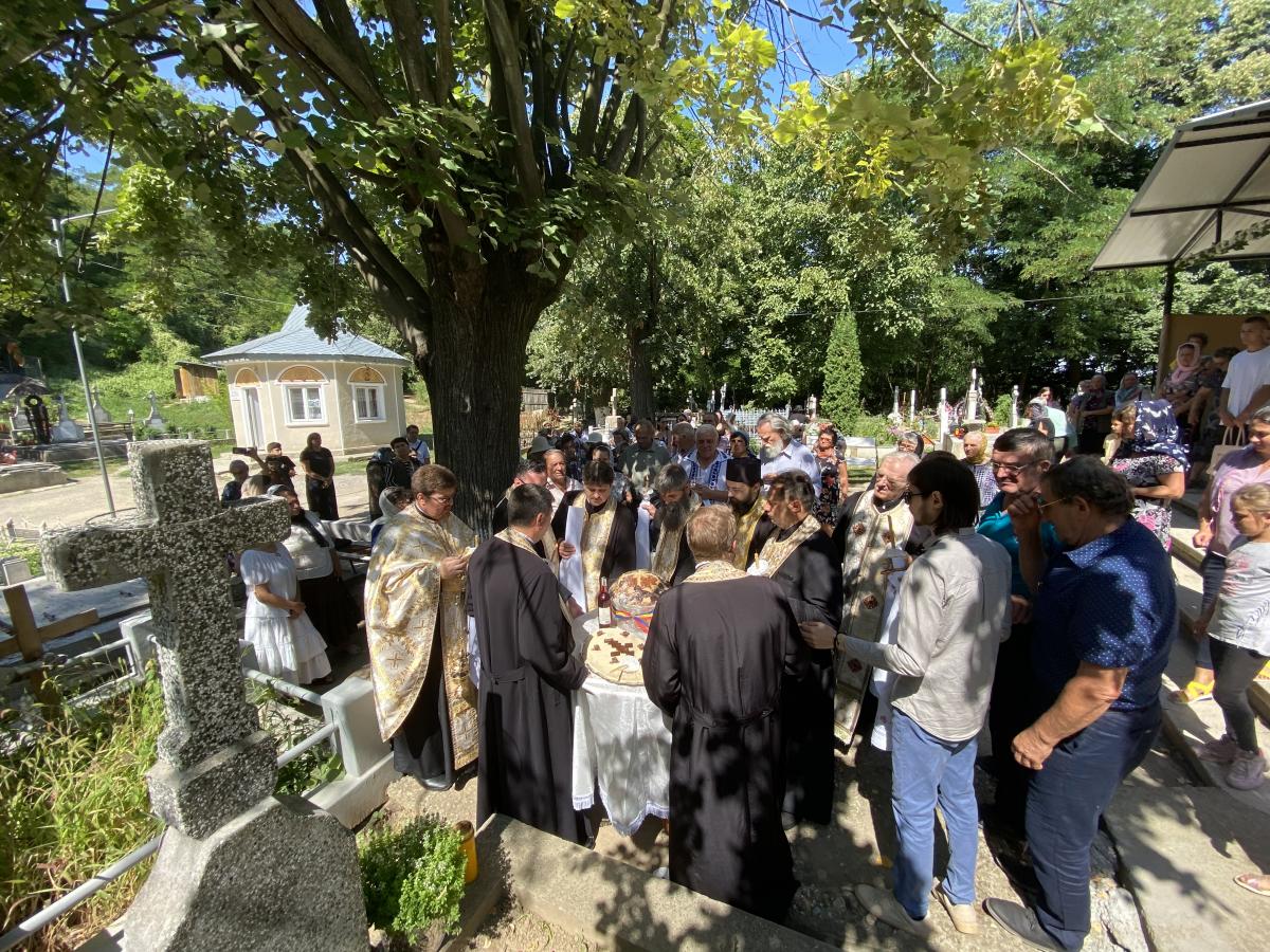 Sfinții Martiri Brâncoveni, cinstiți în Parohia Răcăciuni