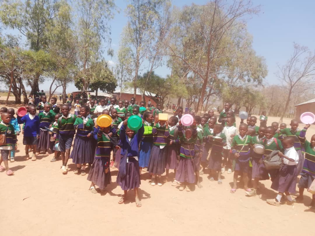 Daruri la început de an şcolar