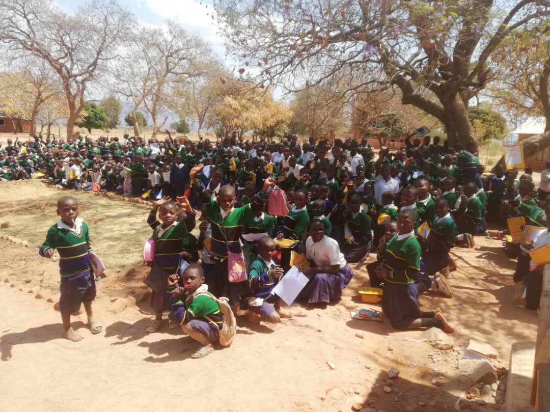 Daruri la început de an şcolar