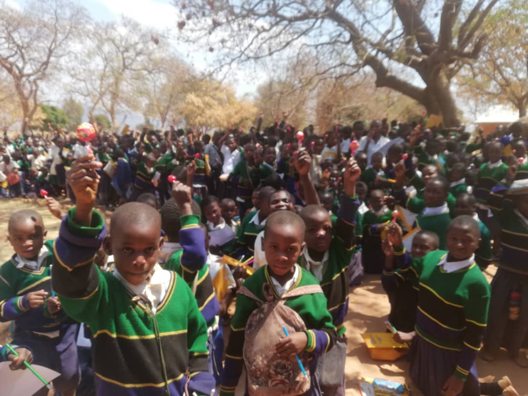 Daruri la început de an şcolar