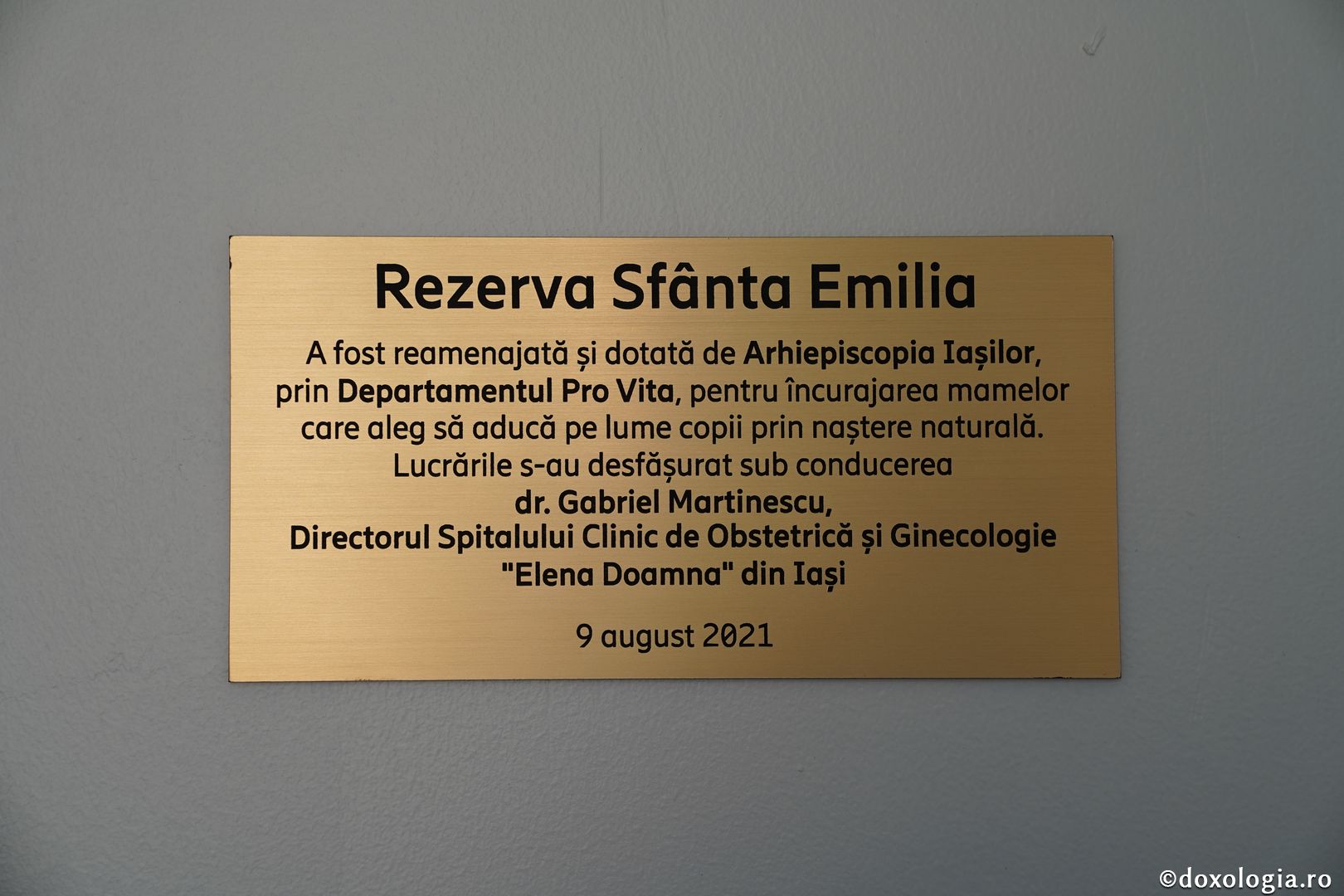 Parteneriat inedit între Spitalul Elena Doamna și Arhiepiscopia Iașilor: IPS Teofan a sfințit o rezervă dedicată nașterilor naturale