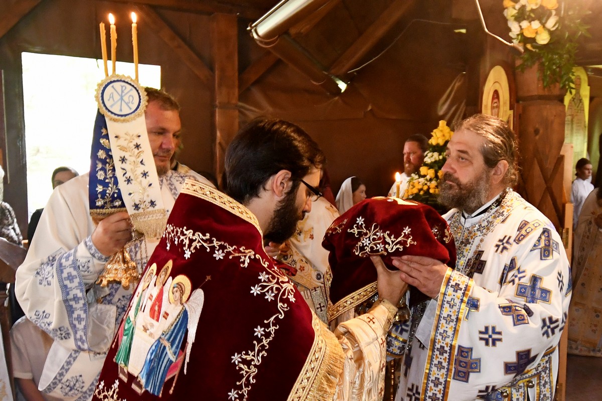 Liturghie arhierească la hramul Mănăstirii Nechit