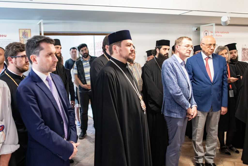 Expoziția „Serbarea de la Putna. Continuitatea unui ideal”: Patriarhul l-a numit pe Ștefan cel Mare „monah încoronat”