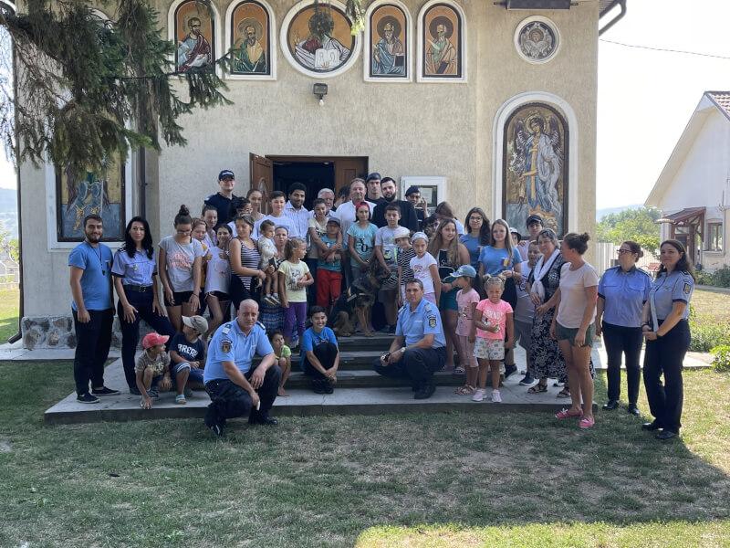 Activităţi pentru tineri în Parohia Siretu