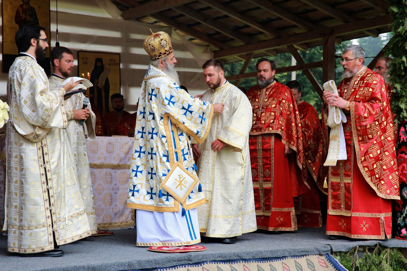 Părintele Mitropolit Teofan, către tinerii de la Tabăra Nemțișor: „Un tânăr are trei valori: libertate, entuziasm și bucurie”