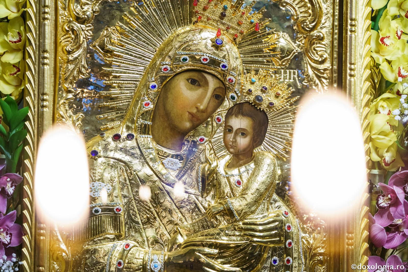 Maica Domnului – scara îndurării, scara milei şi-a iertării