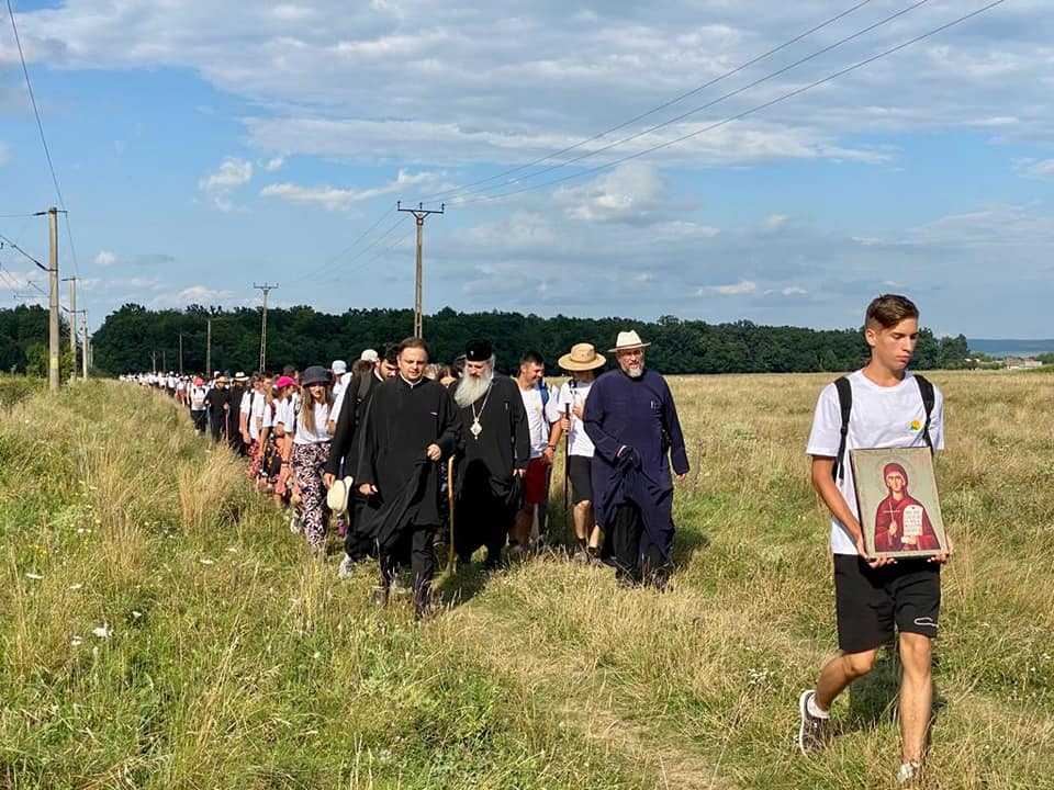 IPS Teofan s-a alăturat Pelerinajului „Pe urmele sfinților nemțeni”