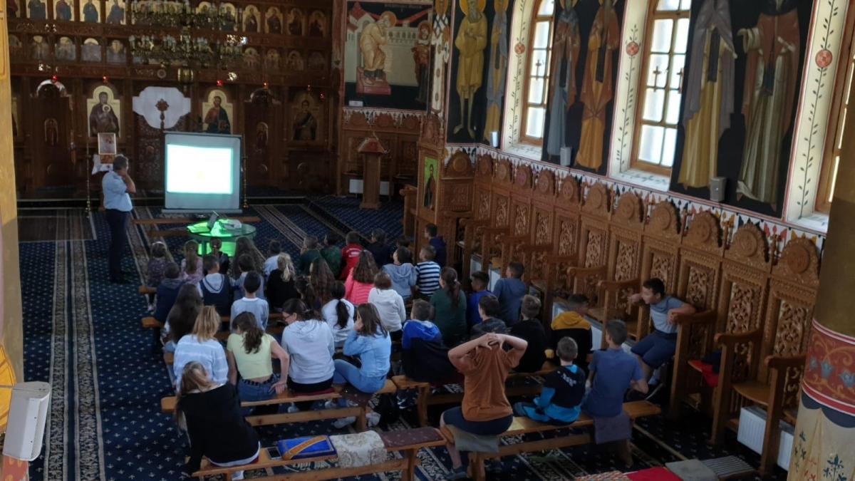 „Școala din tinda Bisericii”, în Parohia Goioasa