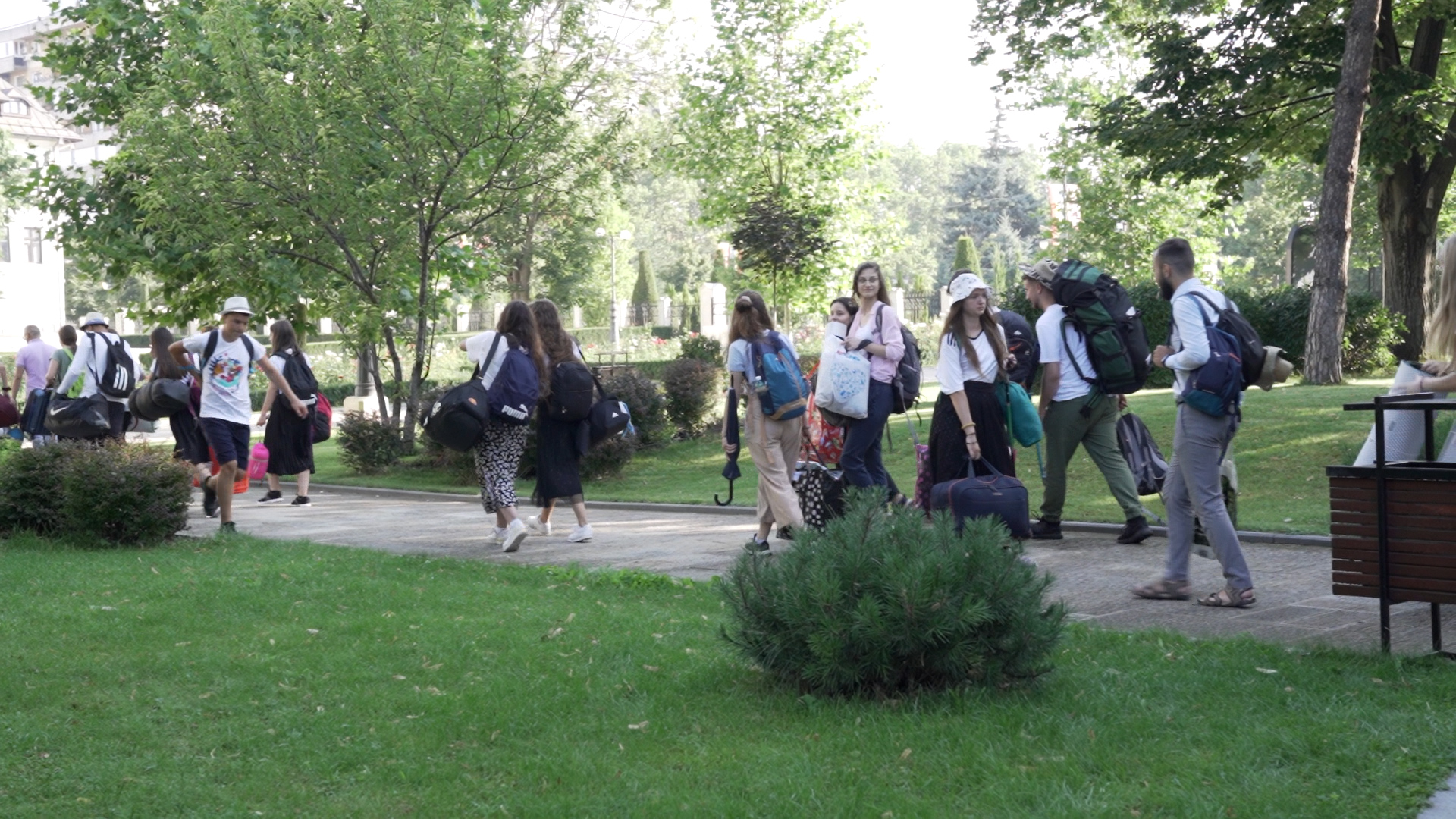 (Video) Cea de-a VII-a ediție a Pelerinajului pedestru „Pe urmele Sfinților Nemțeni” (Video) Cea de-a VII-a ediție a Pelerinajului pedestru „Pe urmele Sfinților Nemțeni”