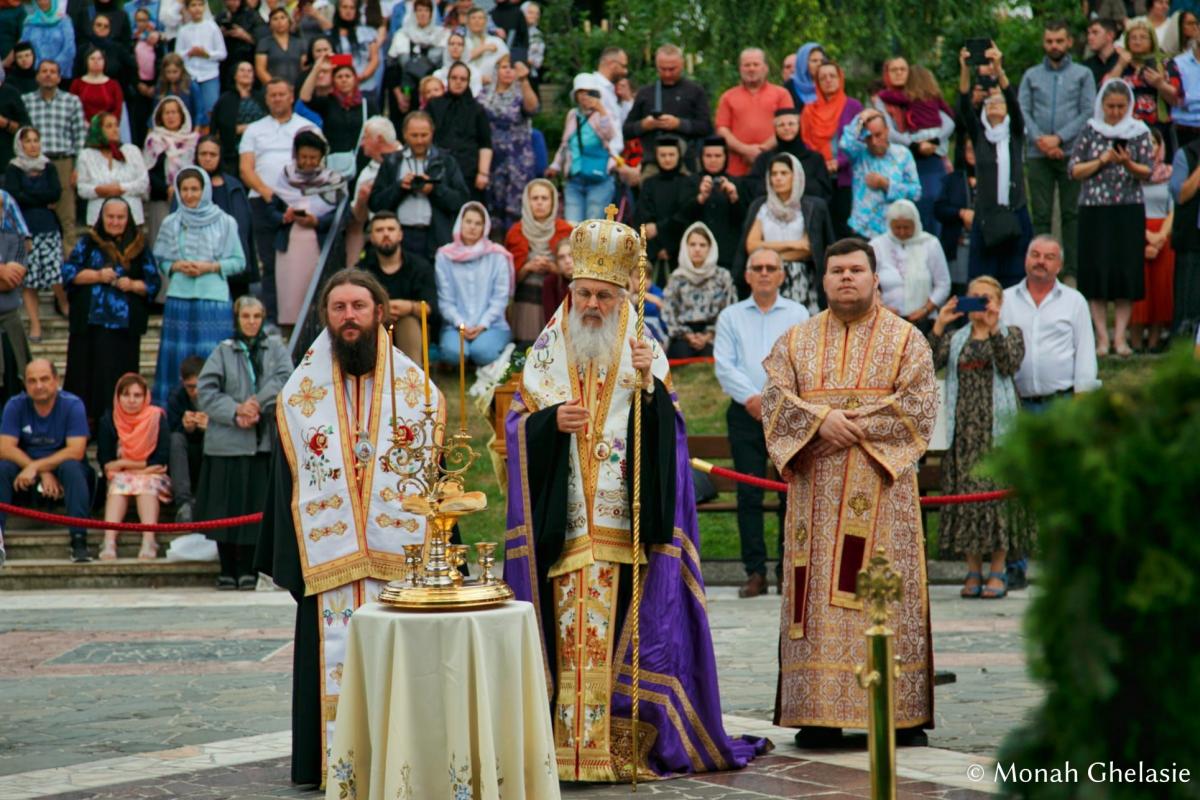 Priveghere închinată Sfintei Teodora de la Sihla la Mănăstirea Sihăstria, Neamț