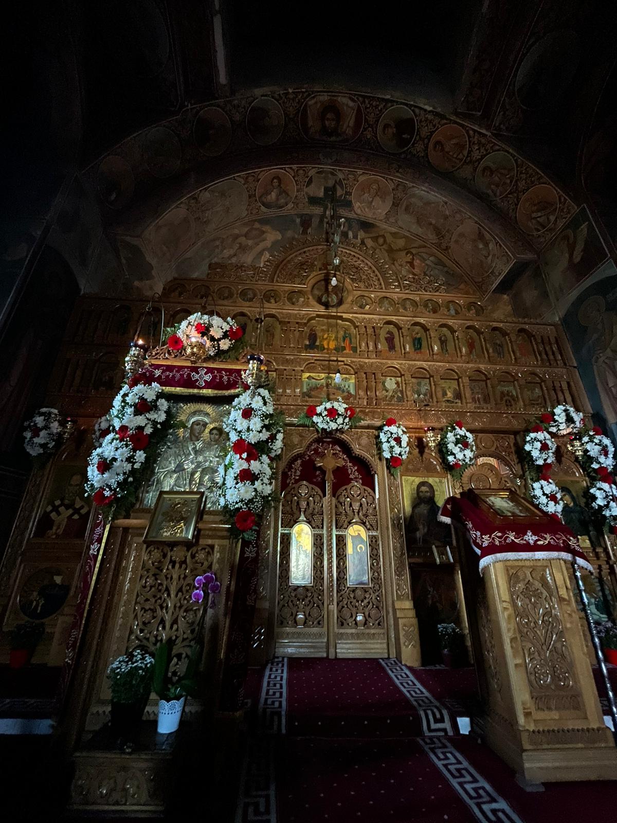 Liturghie arhierească la hramul Mănăstirii „Sfânta Teodora de la Sihla” – Codrii Pașcanilor