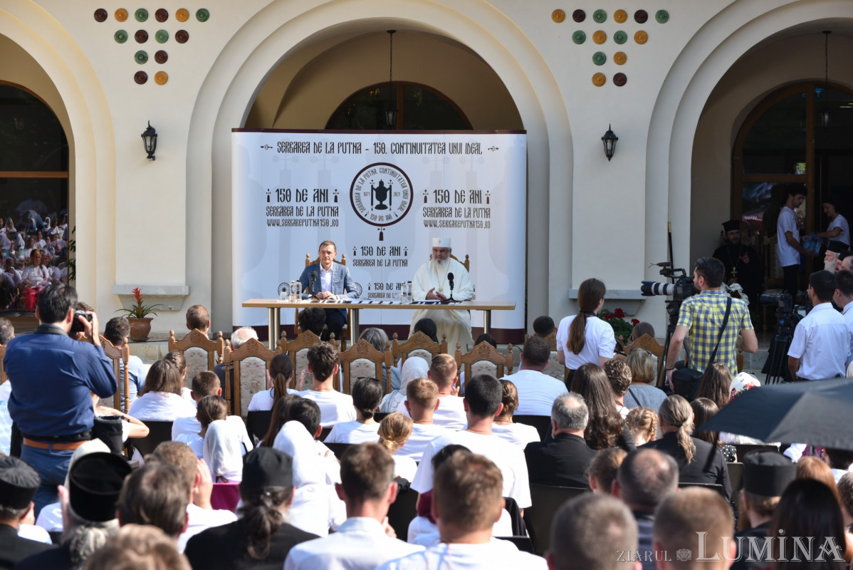 Congresul studențesc aniversar desfășurat la Mănăstirea Putna