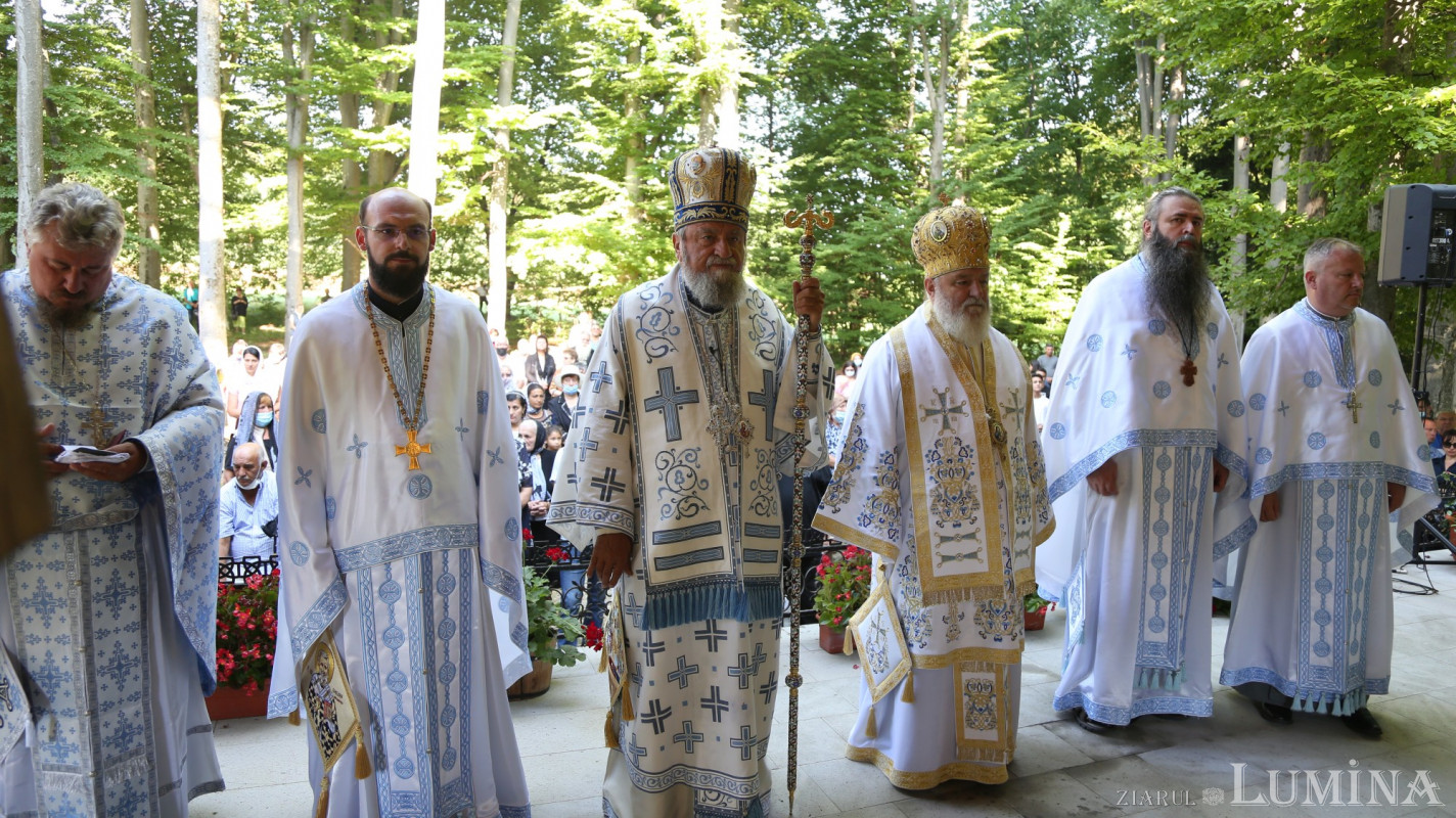 Sărbătoarea hramului la Mănăstirea „Brâncoveanu” de la Sâmbăta de Sus