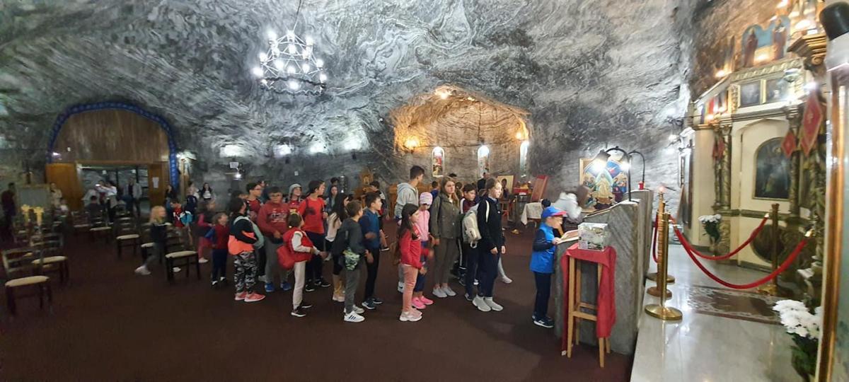 A IV-a ediție a „Școlii din tinda Raiului”, la Bacău