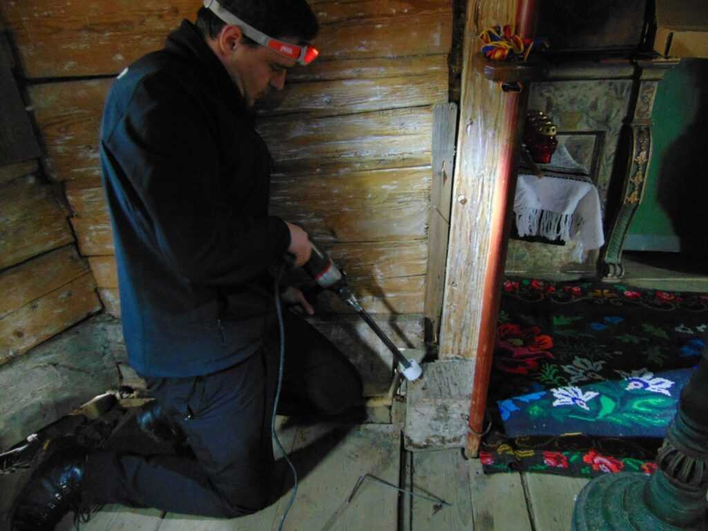 A fost demonstrat științific: Biserica din lemn de la Putna e cea mai veche din România