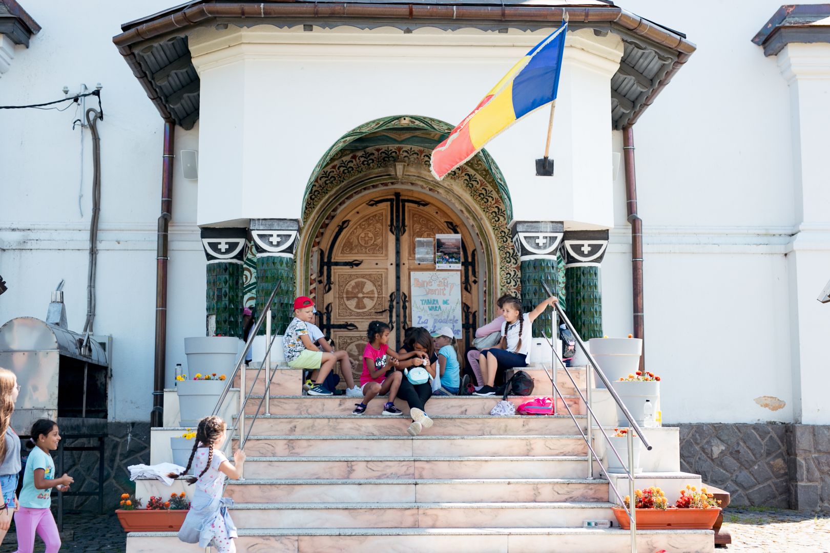 Tabăra „La poalele Călimanilor” sau cum să aduci bucuria în inima Harghitei