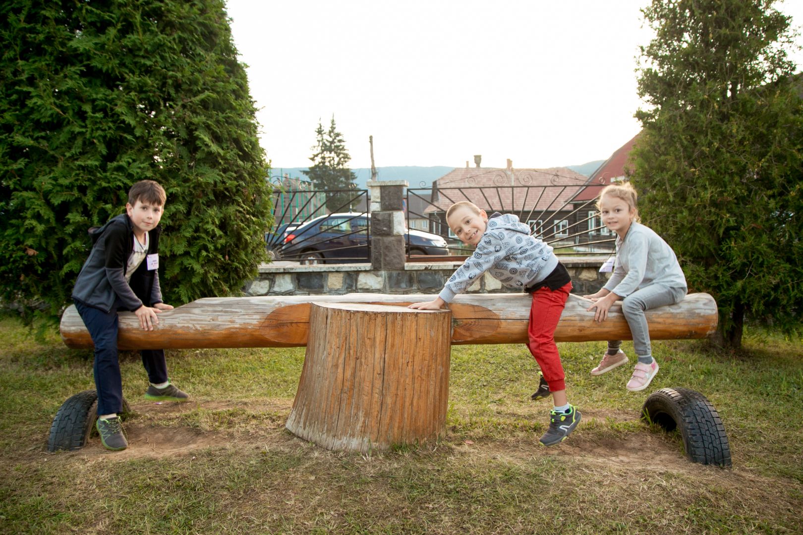 Tabăra „La poalele Călimanilor” sau cum să aduci bucuria în inima Harghitei