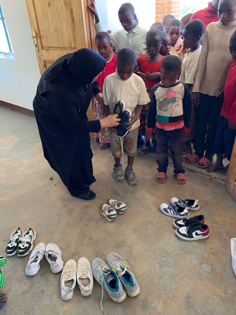 Vizită în satul Ibogu la început de an școlar