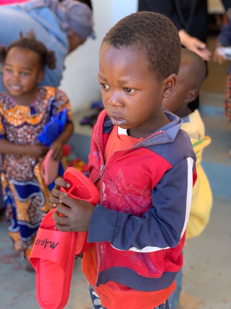 Vizită în satul Ibogu la început de an școlar