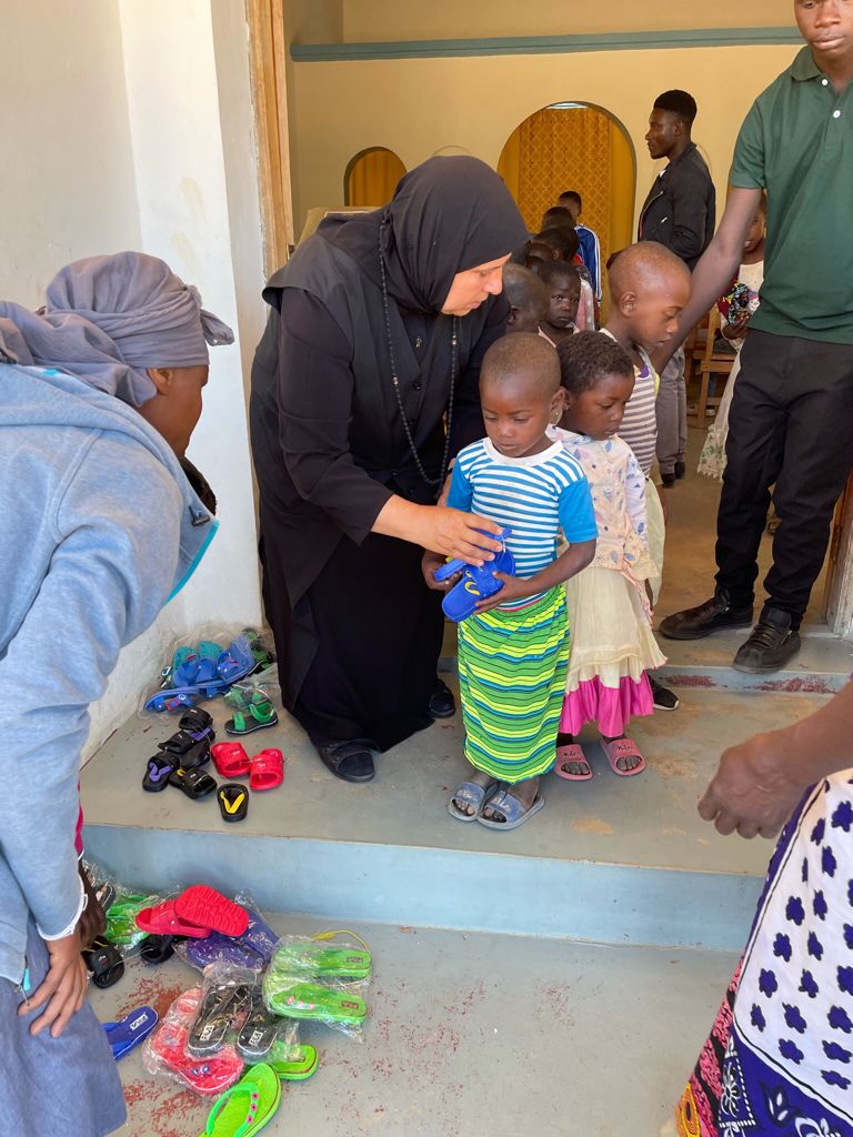 Vizită în satul Ibogu la început de an școlar