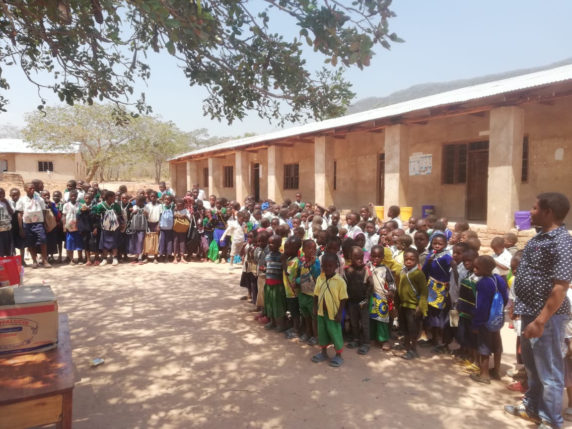 Vizită la şcoala din Mkombe
