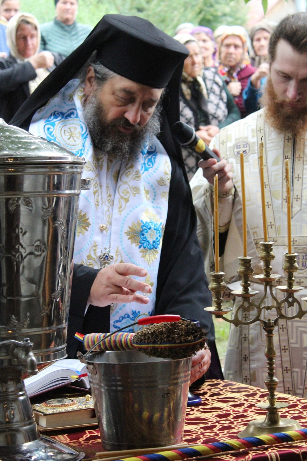 Parohia „Sfântul Dimitrie” din Pleșani are o nouă casă socială