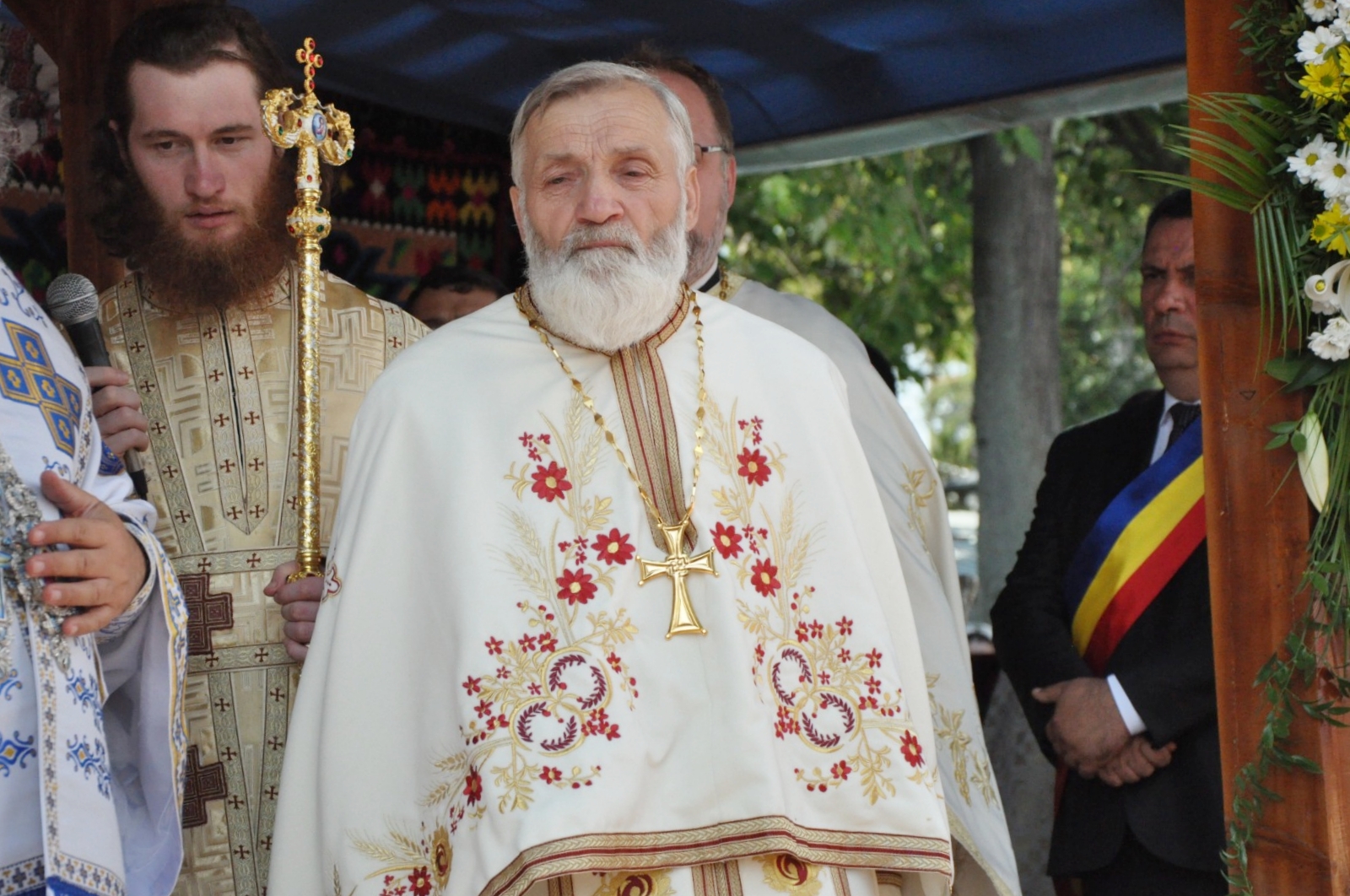 Pictura Bisericii din Războieni – Ion Neculce a fost resfințită