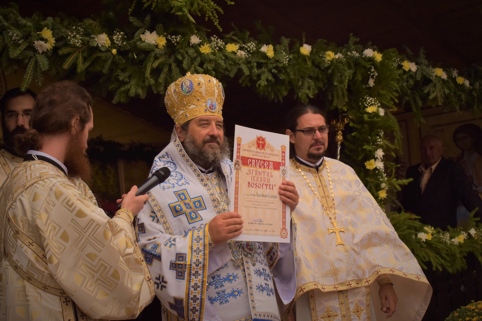 Biserica Parohiei Dumbrăvița a fost resfințită de PS Nichifor Botoșăneanul