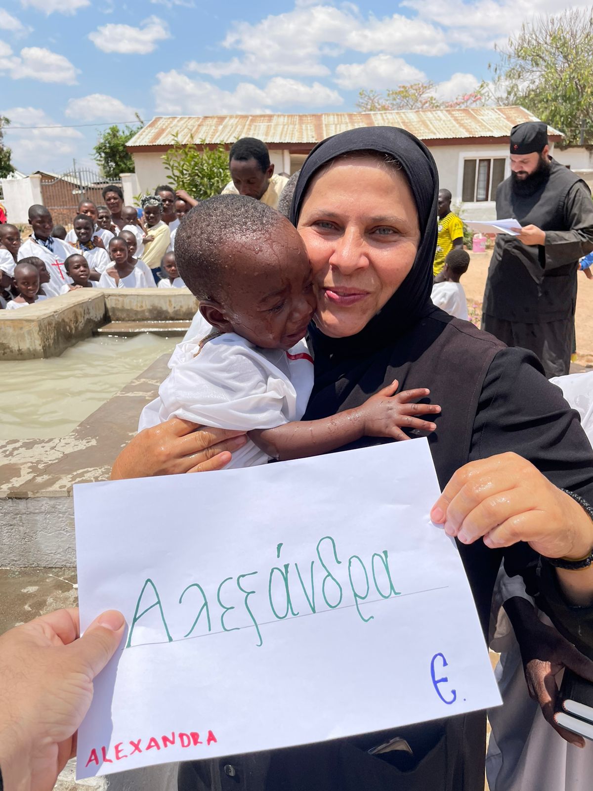 117 botezuri la Centrul Misionar Ortodox din Kidamali 117 botezuri la Centrul Misionar Ortodox din Kidamali