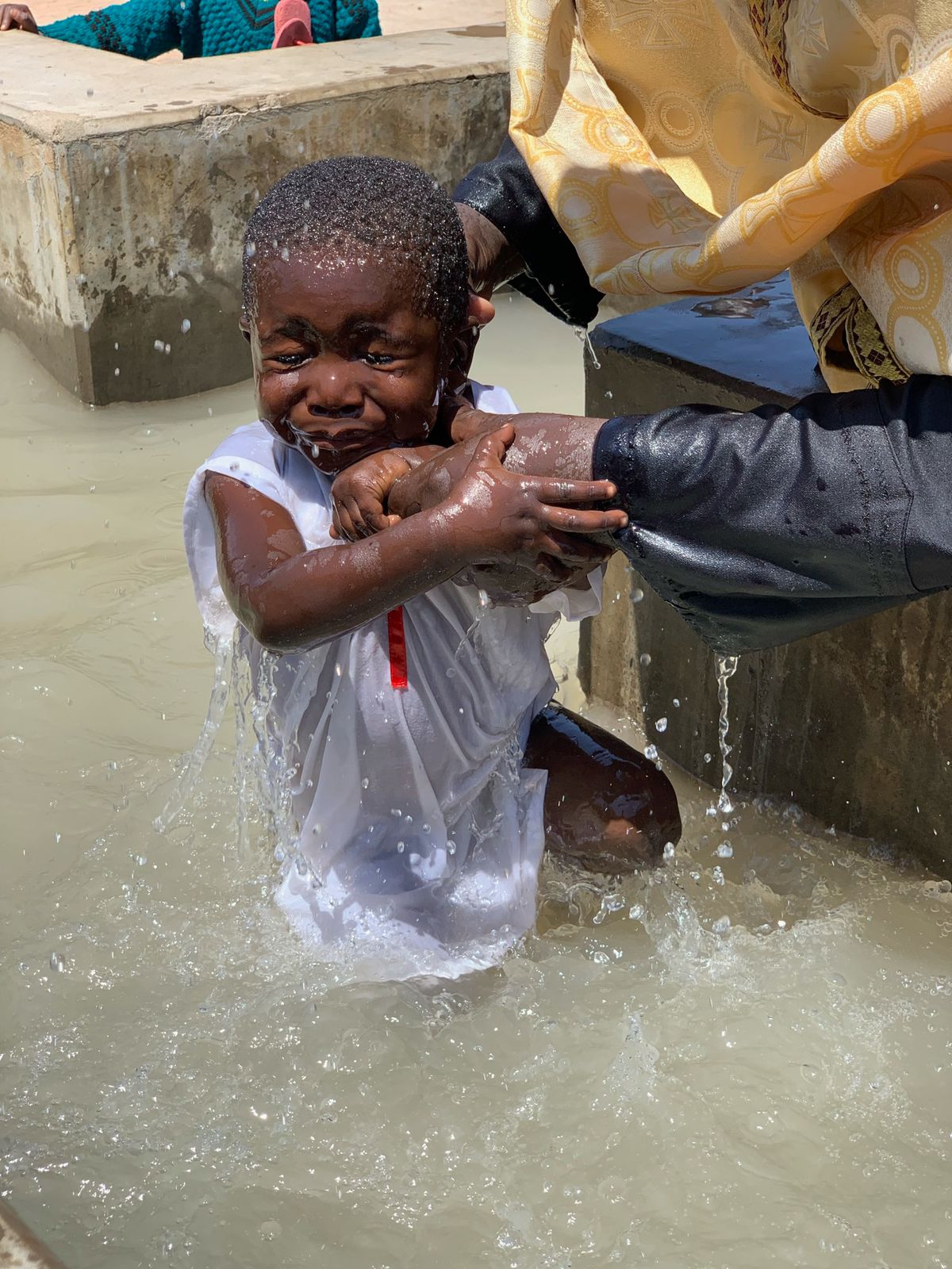 150 de botezuri săvârșite în cadrul Centrului Misionar din Kidamali